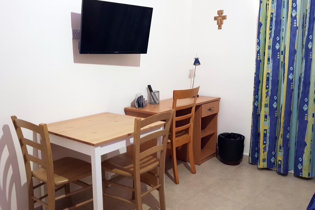فندق Rivotorto Retreat House بيركيركارا المظهر الخارجي الصورة