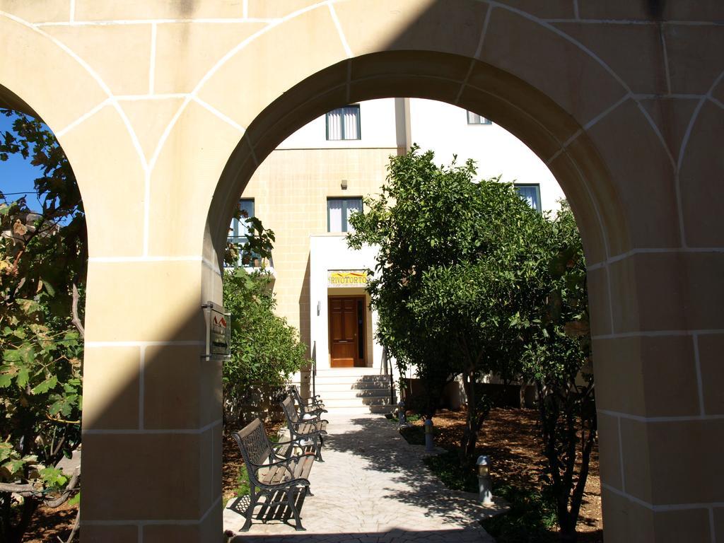فندق Rivotorto Retreat House بيركيركارا المظهر الخارجي الصورة